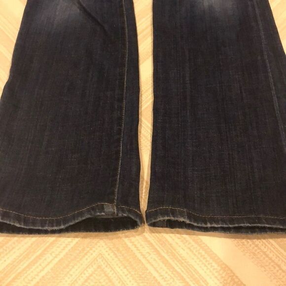 Joe’s Dark Blue Faded Front Boot Leg Honey Fit - Picture 6 of 6